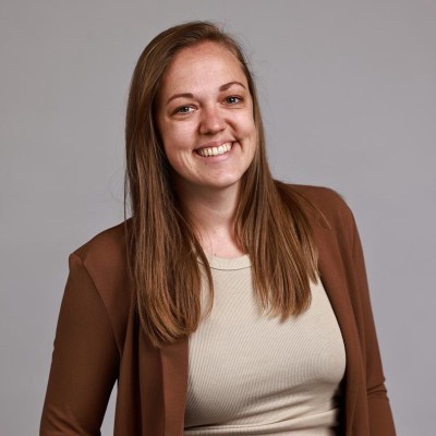 Julia Peball Profilbild